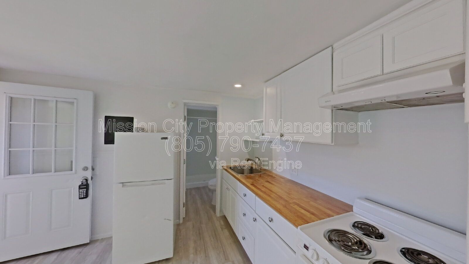 Bright Detached Studio with Private Patio and Separate Entrance property image