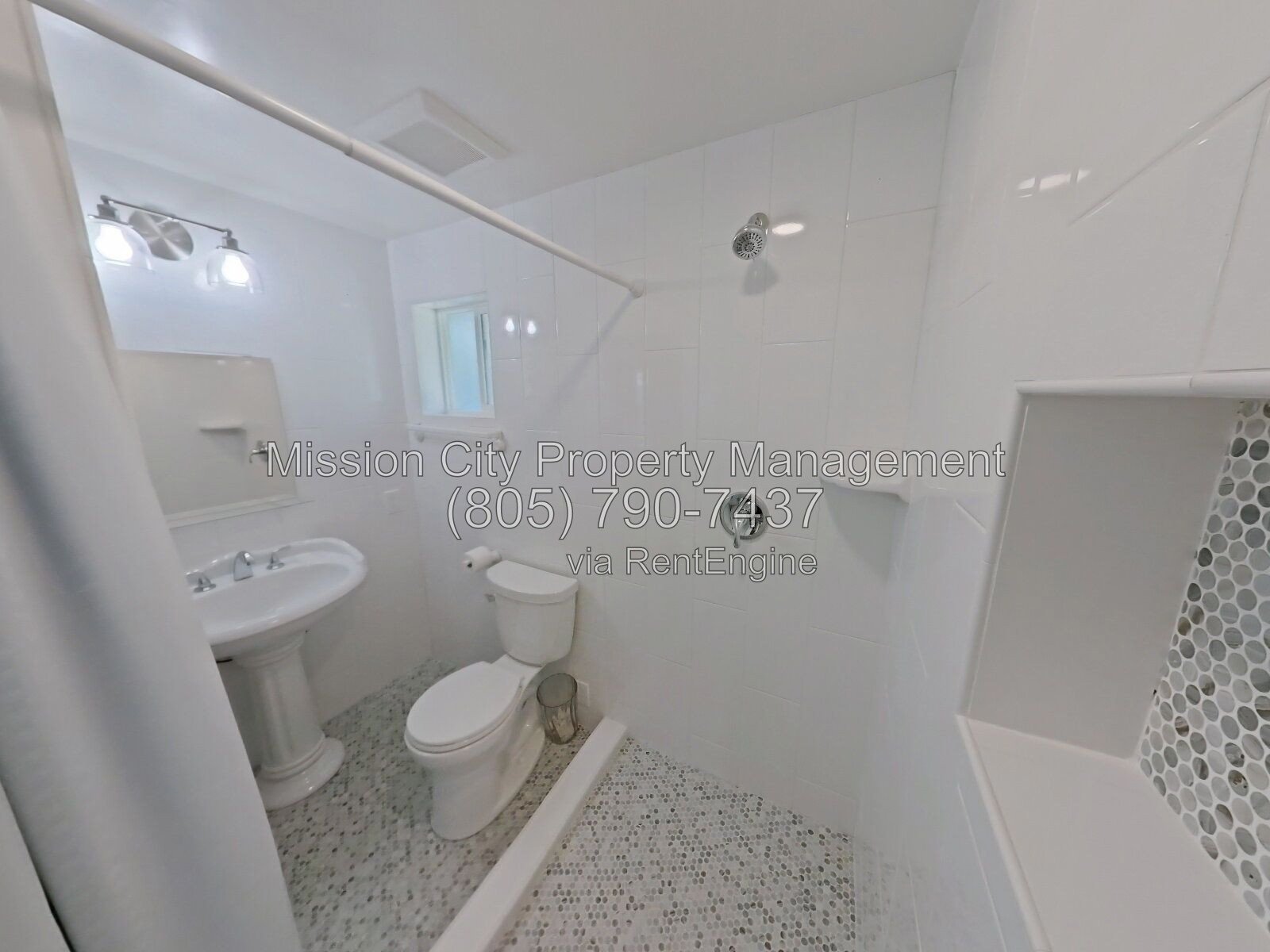 Newly Built Studio ADU – Vaulted Ceilings, Private Patio property image
