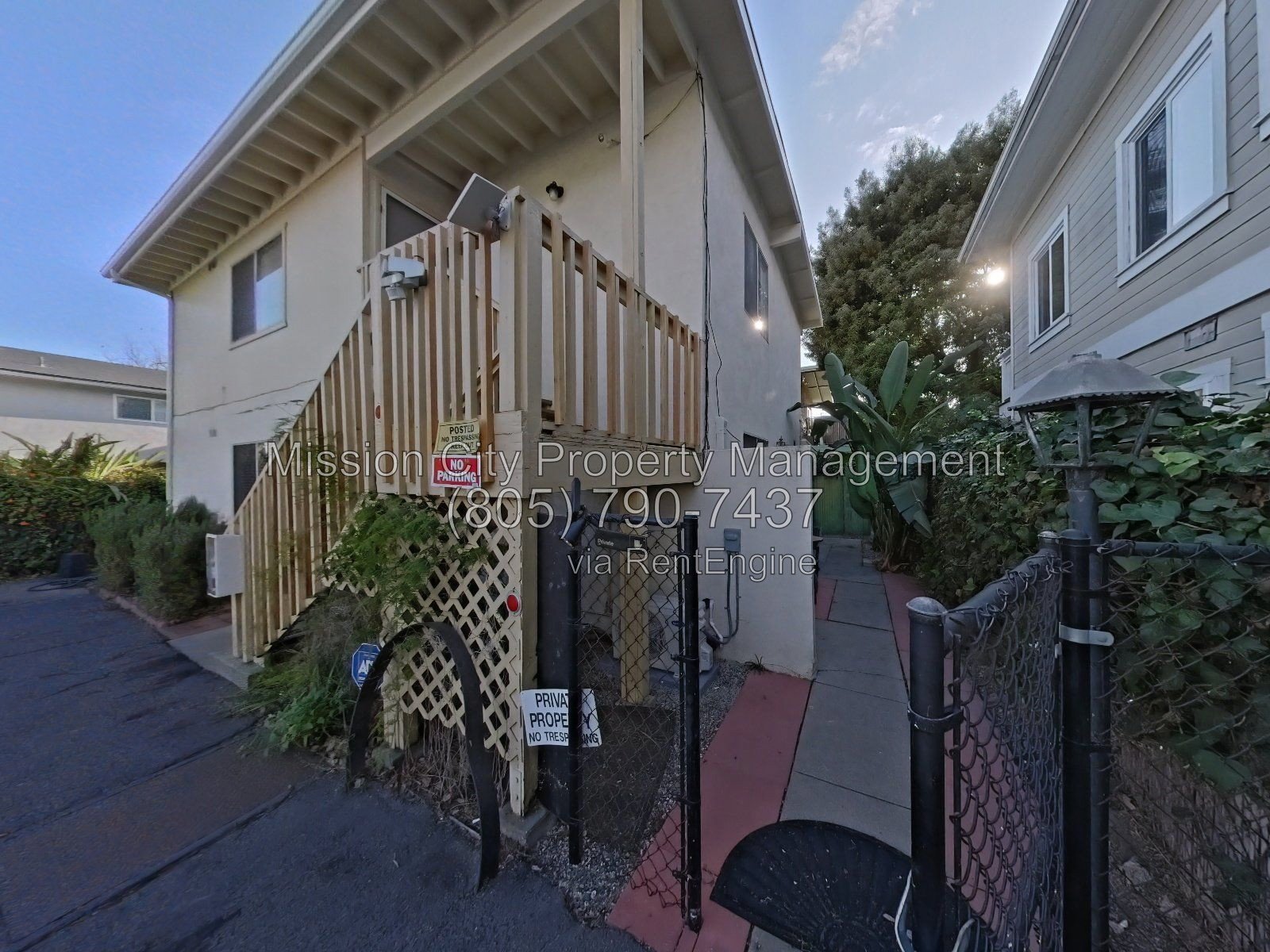 Downtown Studio with Kitchenette + AC! property image