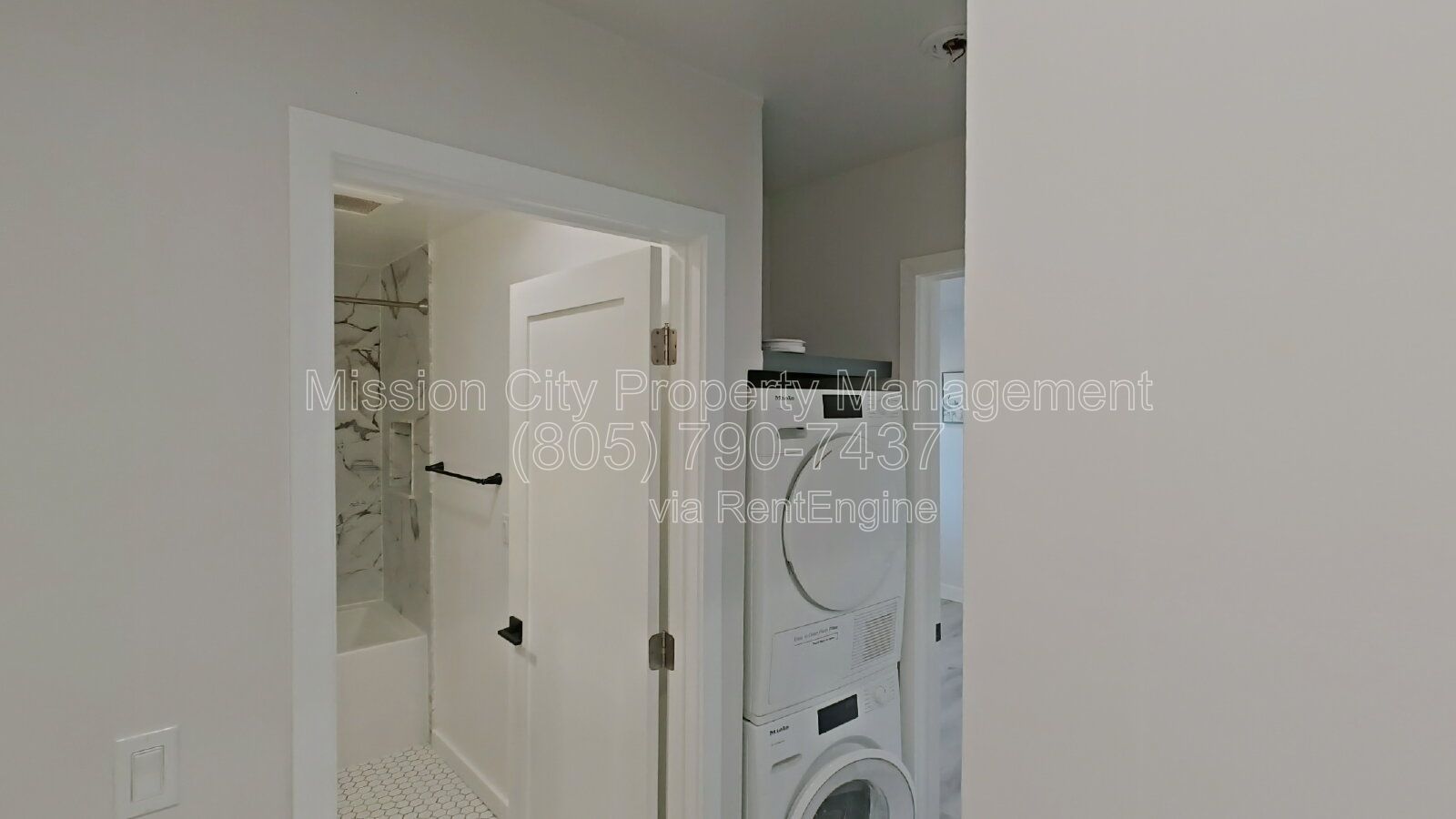 Turnkey 2BD/1.5BA One Block to Carpinteria State Beach property image
