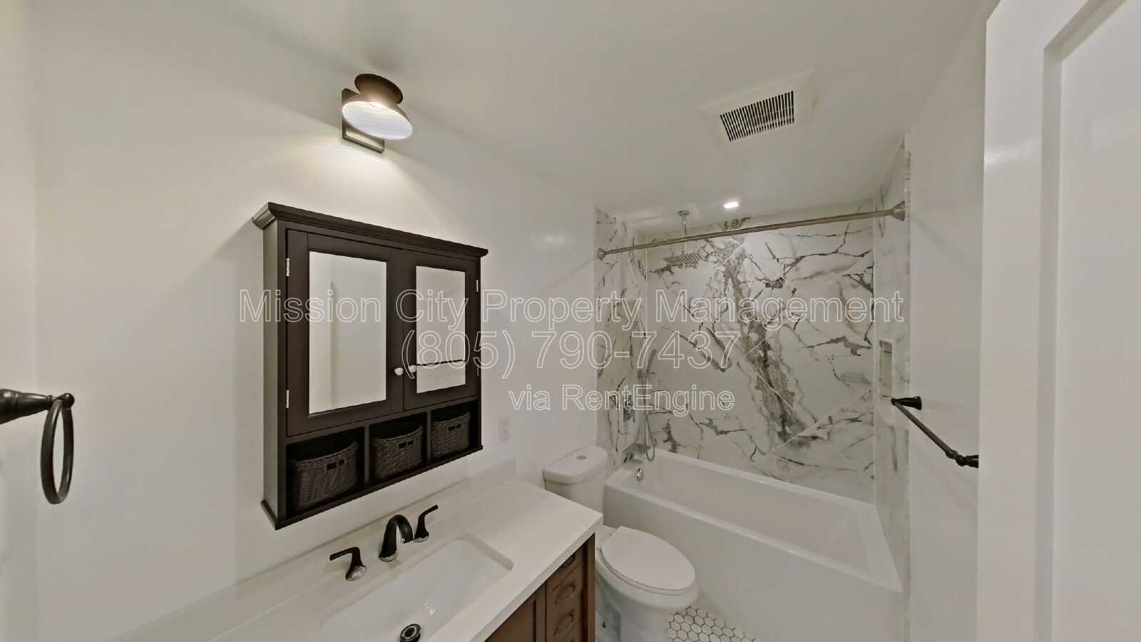 Turnkey 2BD/1.5BA One Block to Carpinteria State Beach property image