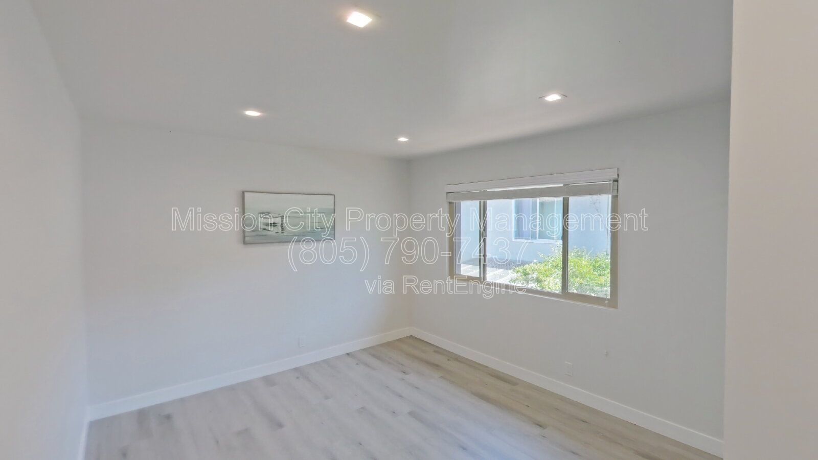 Turnkey 2BD/1.5BA One Block to Carpinteria State Beach property image