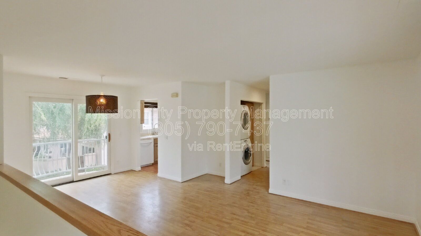 Upstairs Condo with Private Laundry – Minutes from the Best of the Mesa! property image