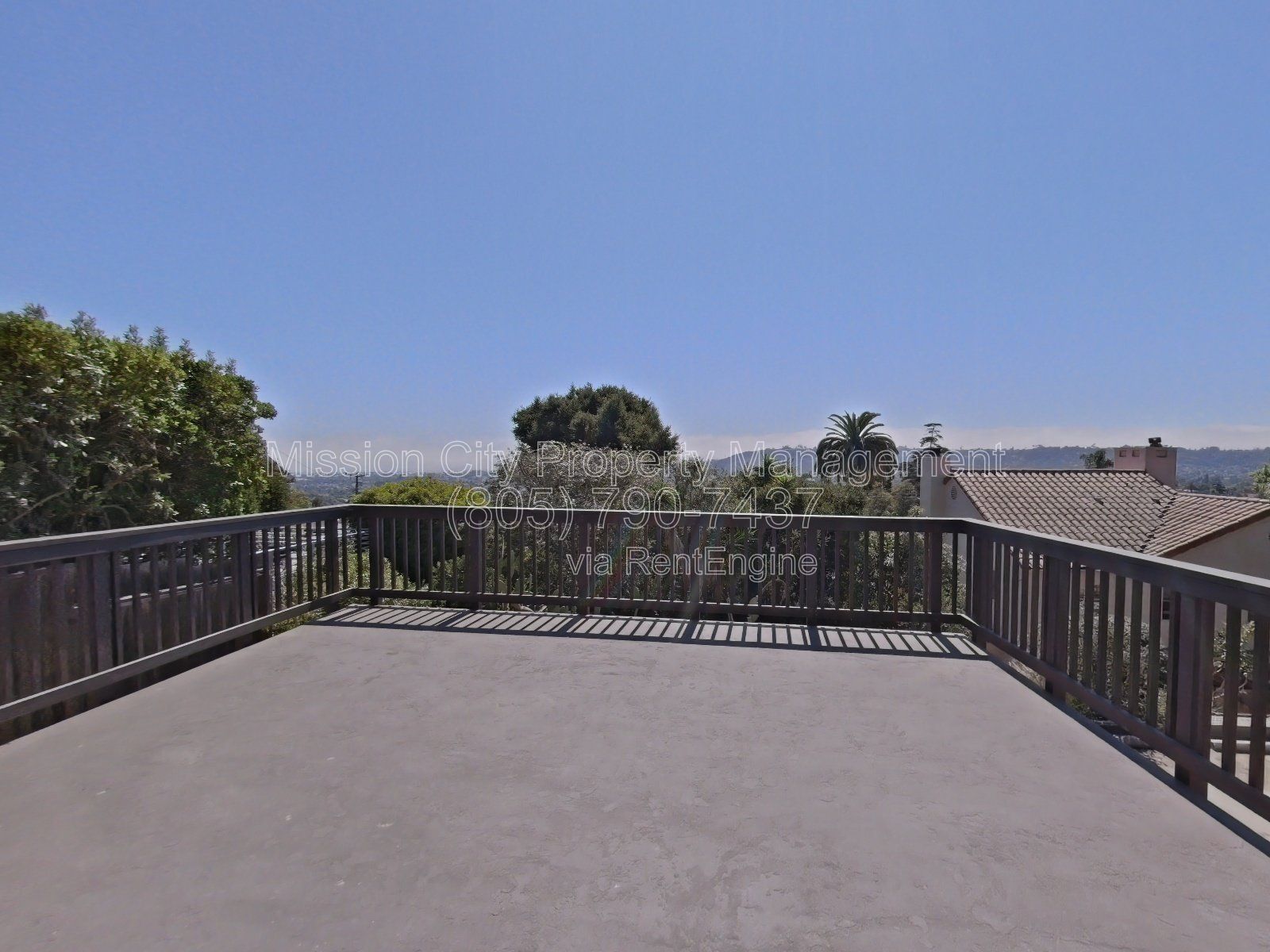 Stunning Lower 3-Bedroom Riviera Unit with Panoramic Deck Views and Modern Upgrades property image