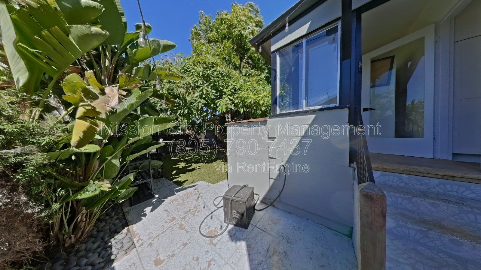 Bright Westside Bungalow with Hardwood Floors & a Big Private Yard | 2BD/1BA property image