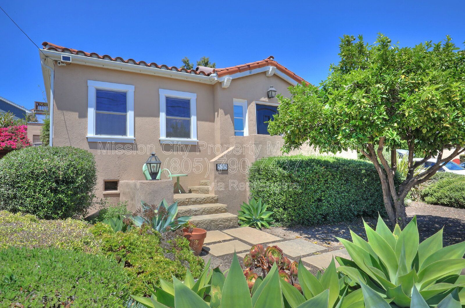 Charming 3BD/2BA Near Downtown with Fireplace & Private Yard property image