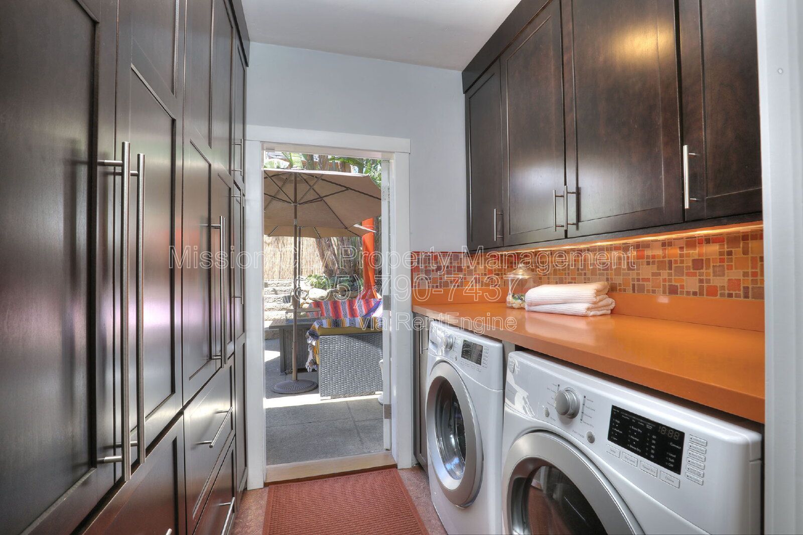 Charming 3BD/2BA Near Downtown with Fireplace & Private Yard property image