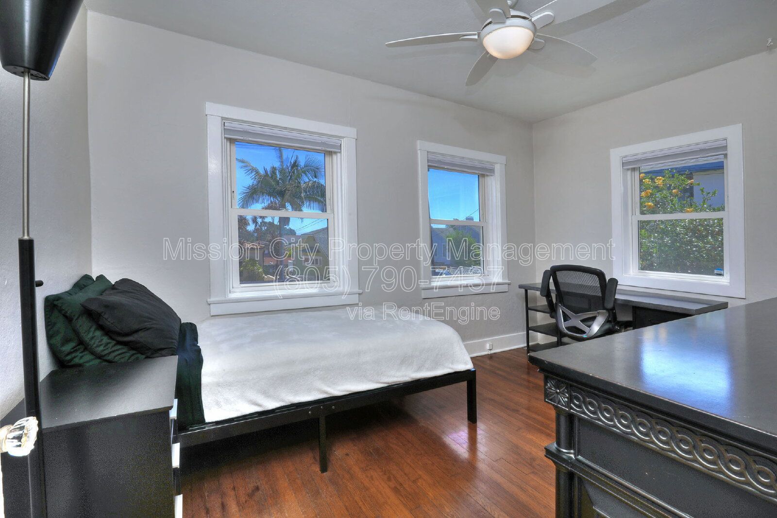 Charming 3BD/2BA Near Downtown with Fireplace & Private Yard property image
